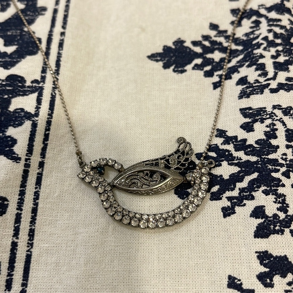 Sabika Dove Necklace
